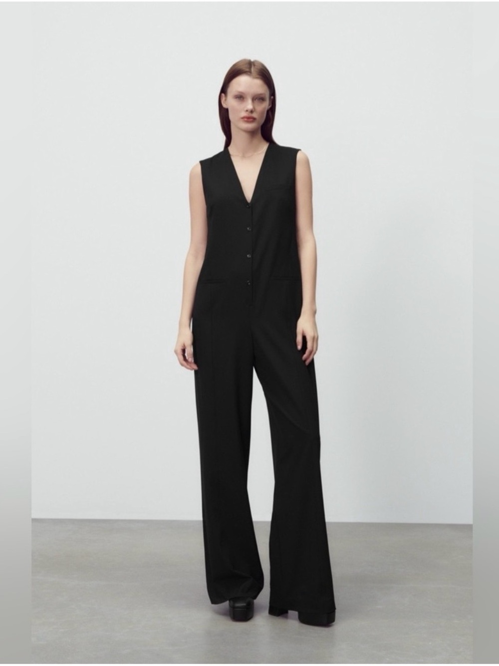 Zara-Sleeveless V-Neck Black wide leg Jumpsuit -M